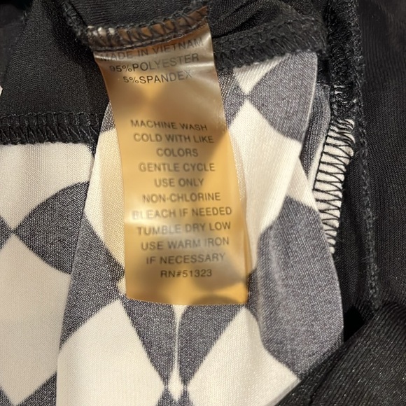 CHAUS DRESS! - Picture 4 of 4